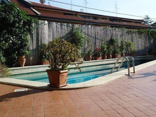 B&B Cottage Dei Consoli Sant'Agata Li Battiati Экстерьер фото
