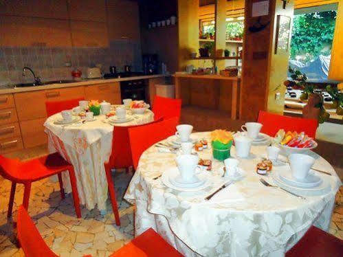 B&B Cottage Dei Consoli Sant'Agata Li Battiati Экстерьер фото